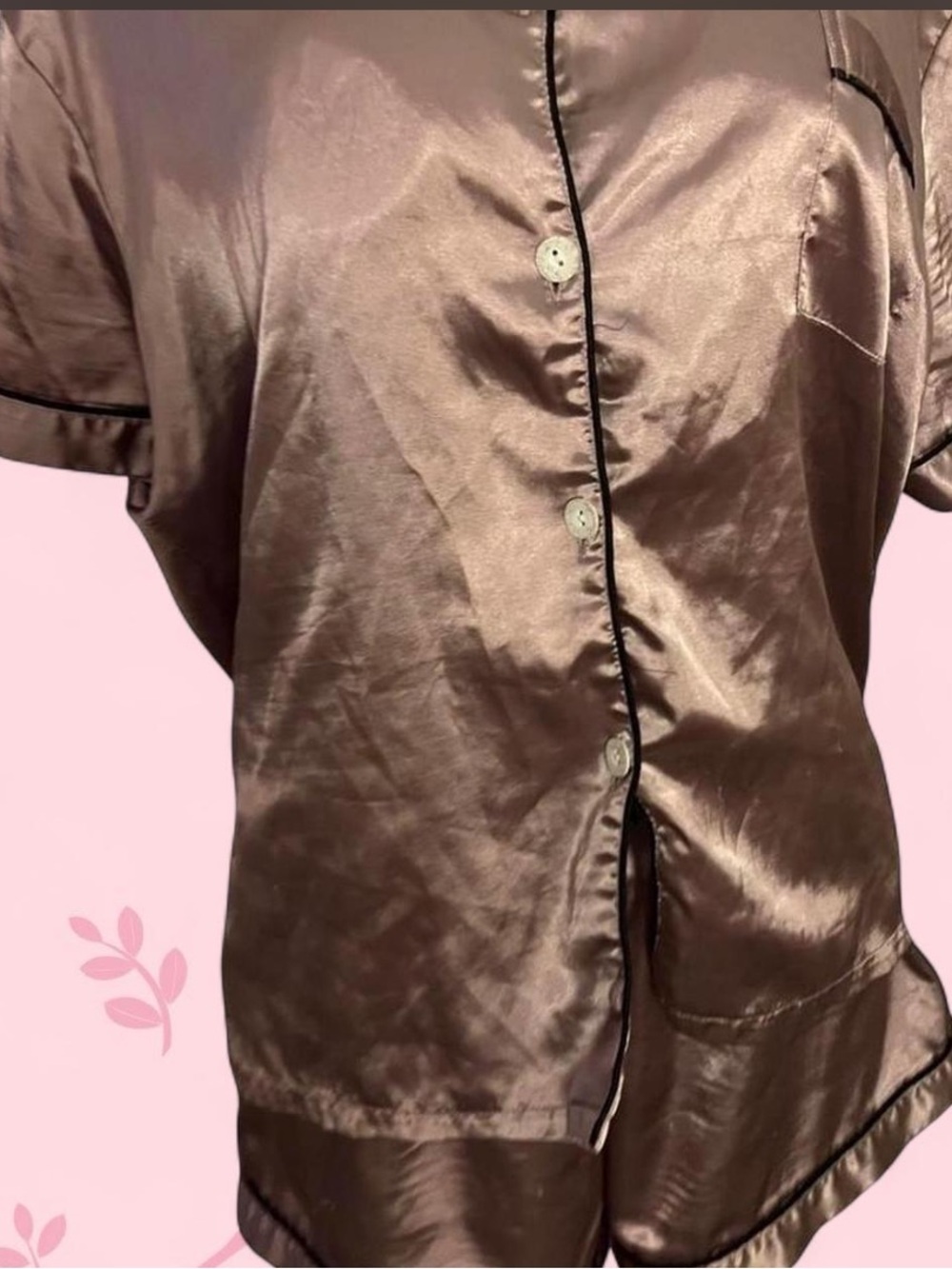 Silky lavender Satin Pajama Set! 🤍